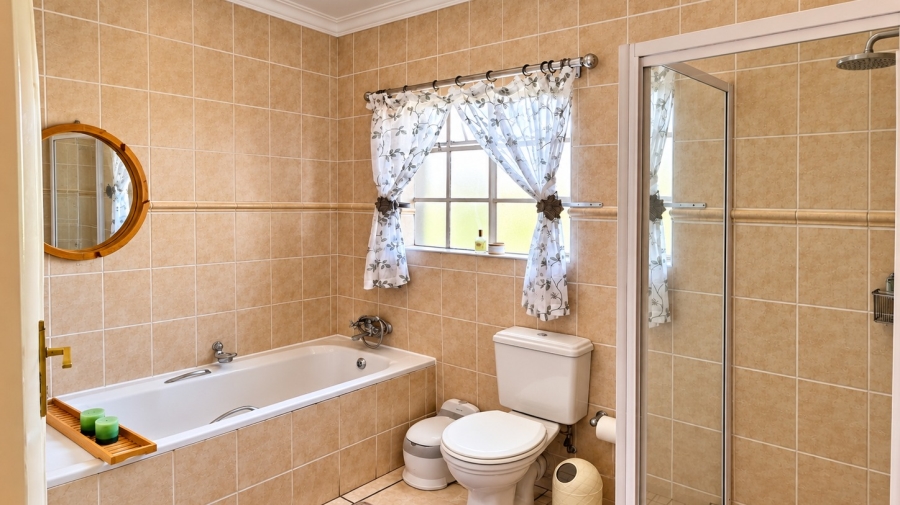 3 Bedroom Property for Sale in Doringkruin North West